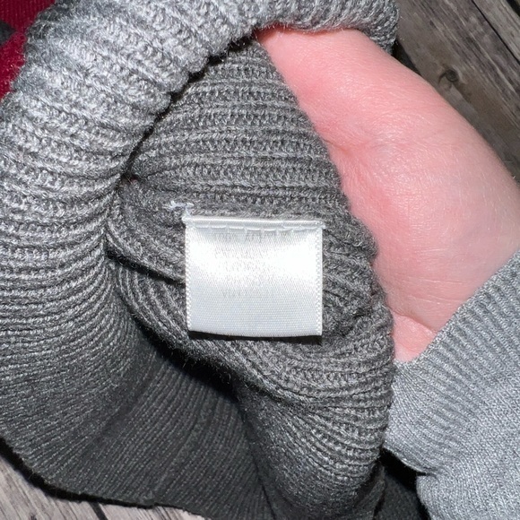 Converse One Star sweater, gray and pink, size XS - Picture 8 of 9